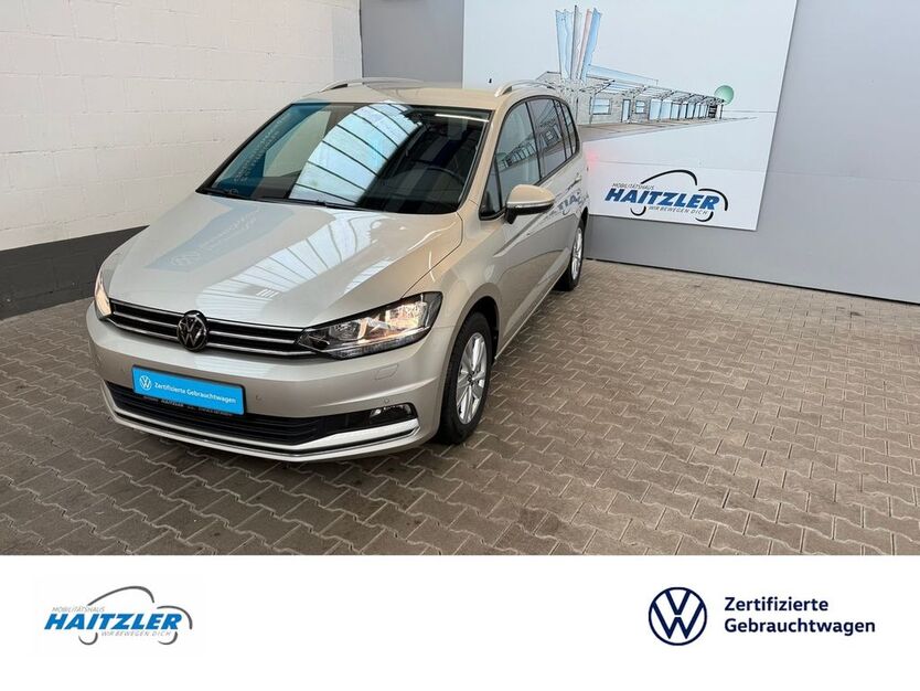 VW Touran 17.900 km 31.890 € Gernsbach 76593