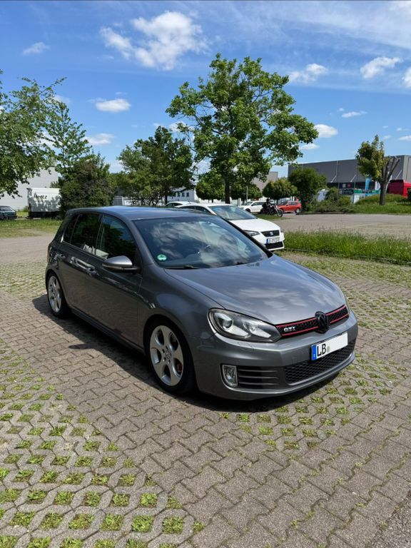 VW Golf 176.956 km 10.500 € Leonberg 71229