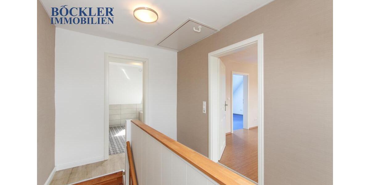 Einfamilienhaus Engelsbrand - 4 Zimmer, 120 m&sup2;, 1.450&euro; | Angebot:26176893