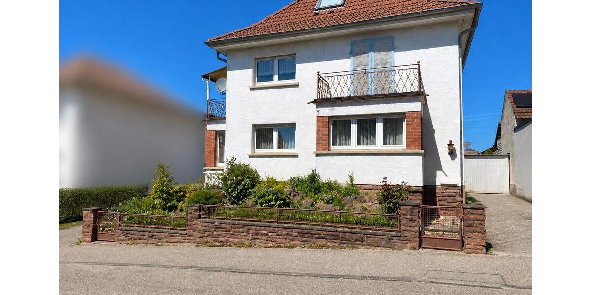 Einfamilienhaus Waldbronn - 8 Zimmer, 120 m&sup2;, 499.000&euro; | Angebot:26505063