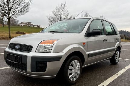 Ford Fusion 121.000 km 2.480 &euro; Calw 75365