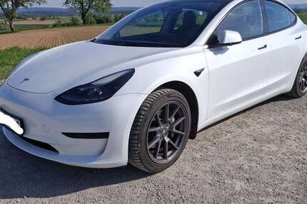 Tesla Model 3 95.000 km 25.550 &euro; Waldbronn 76337