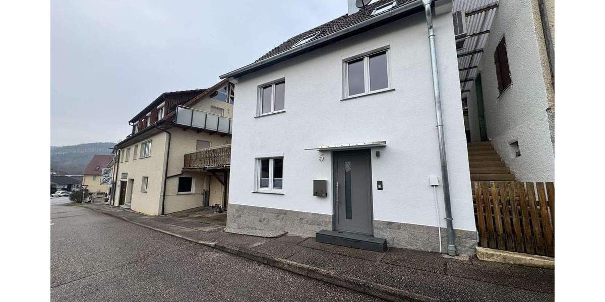 Einfamilienhaus Sachsenheim Hohenhaslach - 3 Zimmer, 102 m&sup2;, 370.000&euro; | Angebot:25690274