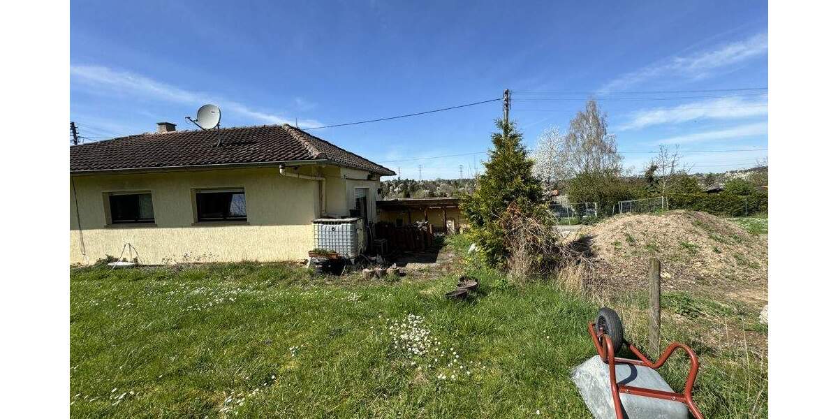 Bungalow Pforzheim Nordweststadt - 3 Zimmer, 82 m&sup2;, 389.000&euro; | Angebot:25775174