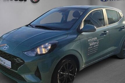 Hyundai i10 10.000 km 16.740 &euro; Pforzheim 75177