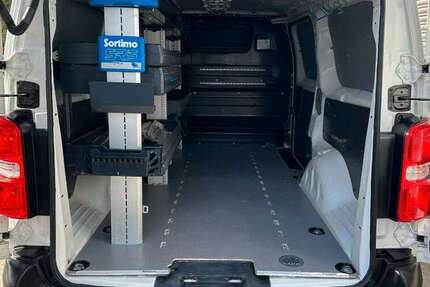 Opel Vivaro 71.616 km 17.900 &euro; Sindelfingen 71065