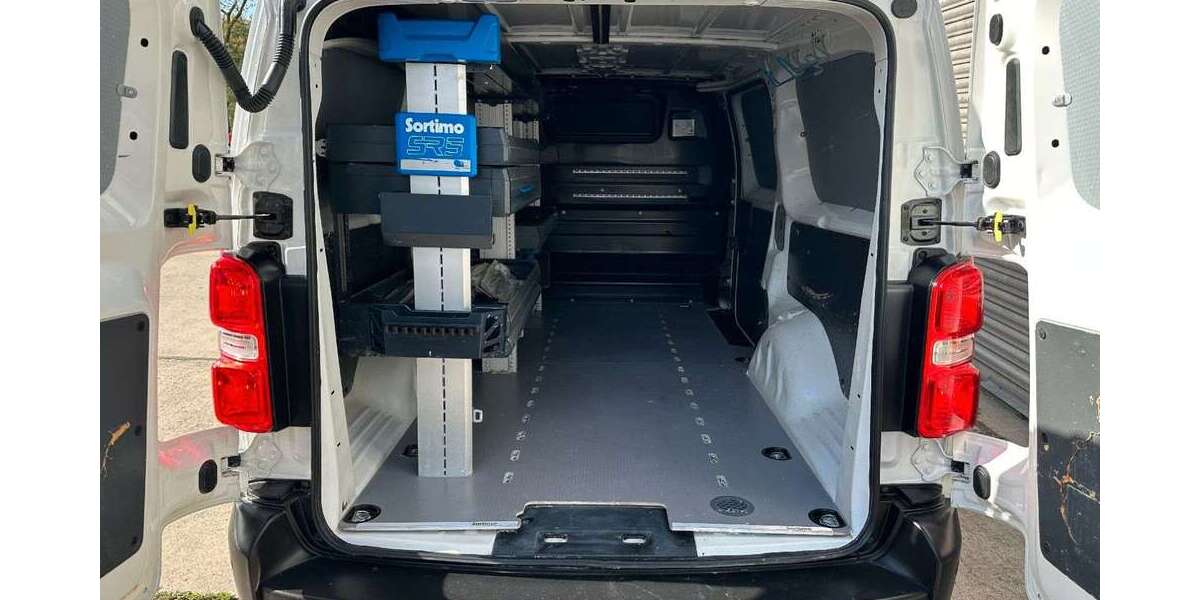 Opel Vivaro 71.616 km 17.900 &euro; Sindelfingen 71065