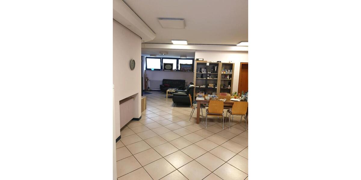 Erdgeschoßwohnung Calw - 3 Zimmer, 260 m&sup2;, 550.000&euro; | Angebot:27226349