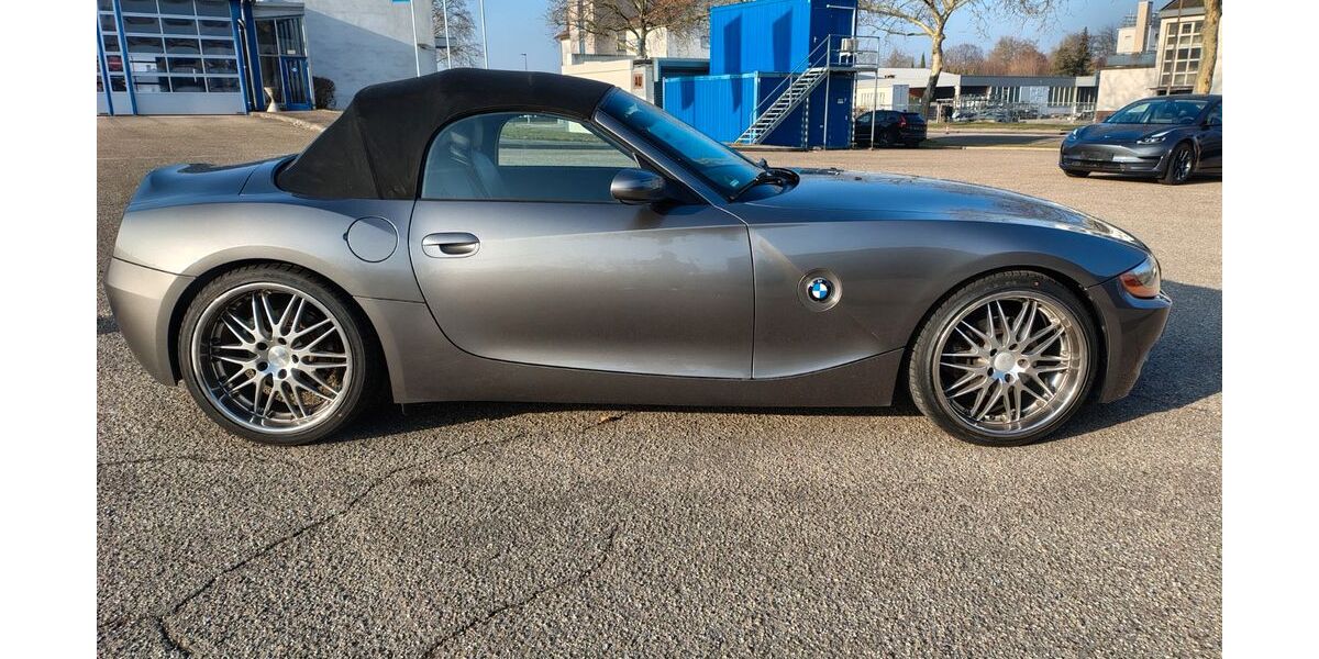 BMW Z4 155.000 km 12.500 &euro; Bruchsal 76646