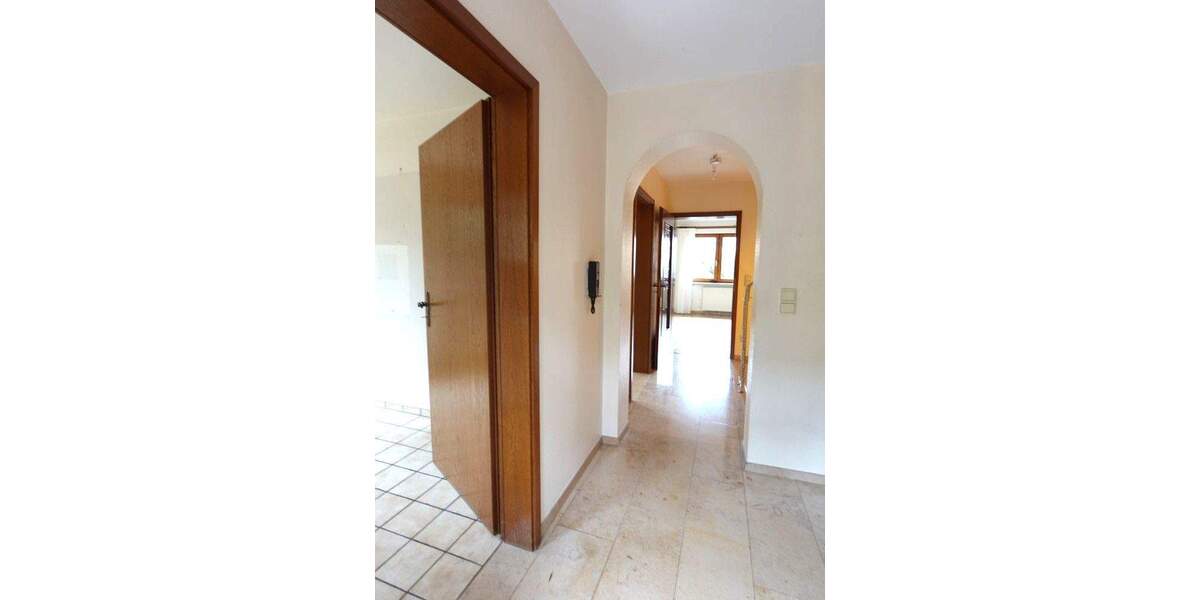 Attraktives Einfamilienhaus mit Garten und Garage 3 zimmer