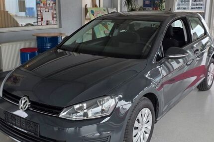 VW Golf 96.360 km 10.800 &euro; Weingarten 76356