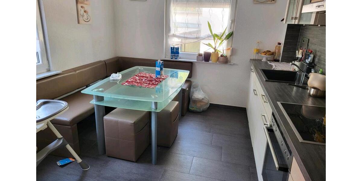 Erdgeschoßwohnung Straubenhardt - 3 Zimmer, 90 m&sup2;, 980&euro; | Angebot:26362702