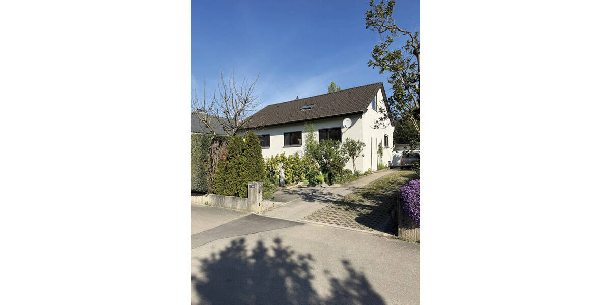 Mehrfamilienhaus, Wohnhaus Sachsenheim / Kleinsachsenheim Kleinsachsenheim - 8 Zimmer, 220 m&sup2;, 649.000&euro; | Angebot:26751921