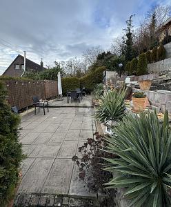 GRÜNE OASE MIT SAUNA & MEHREREN TERRASSEN 5.5 zimmer