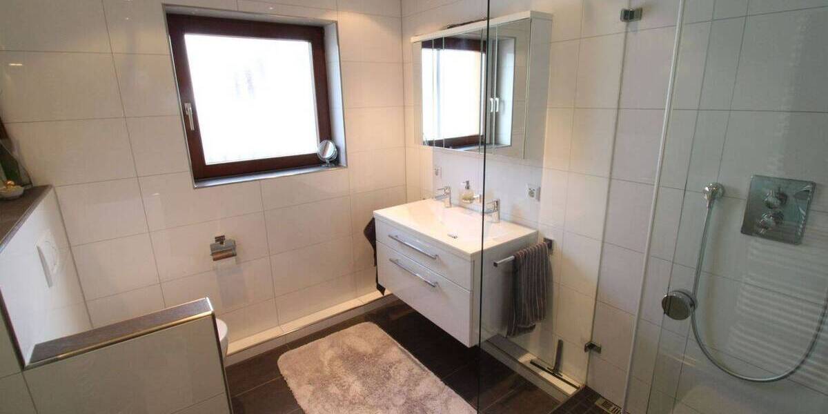 Doppelhaushälfte Karlsbad Langensteinbach - 5 Zimmer, 155 m&sup2;, 529.000&euro; | Angebot:26429092