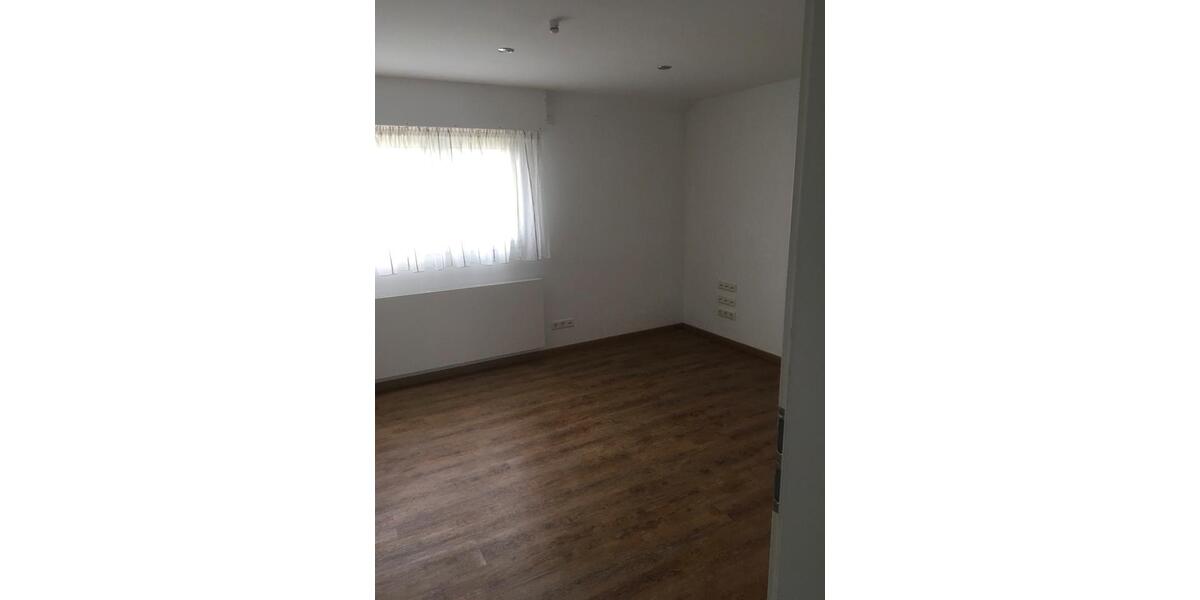 Etagenwohnung Rutesheim - 3.5 Zimmer, 96 m&sup2;, 1.300&euro; | Angebot:26611945