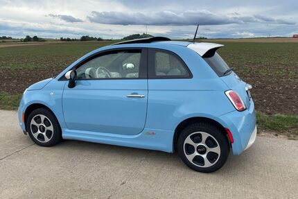 Fiat 500e 30.800 km 8.700 € Stuttgart 70469