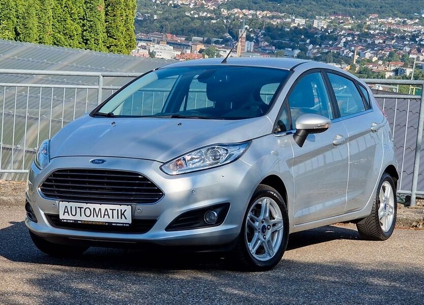 Ford Fiesta 44.300 km 10.699 € Pforzheim 75179
