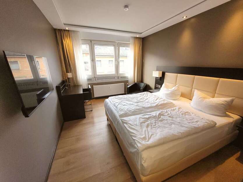 Wohnung zum Kaufen in Karlsruhe 119.000 € 17.83 m²