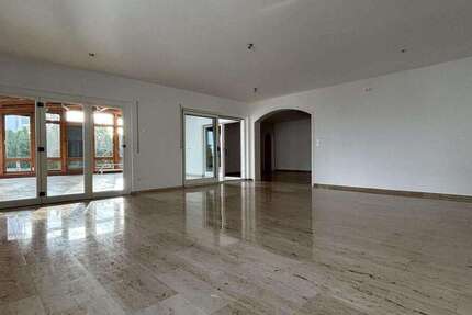 Wohnung zum Mieten in Friolzheim 1.850 € 230 m² 5 zimmer