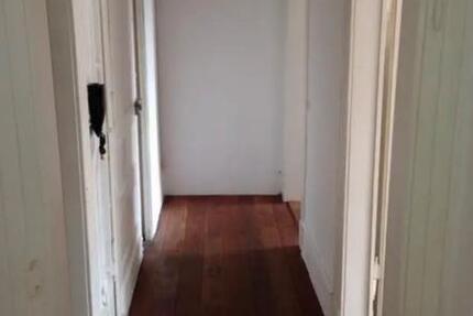 2 Zimmer Wohnung mit Altbauflair und hohen Decken 1 zimmer