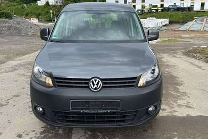 VW Caddy 211.000 km 4.450 € Stuttgart 70376