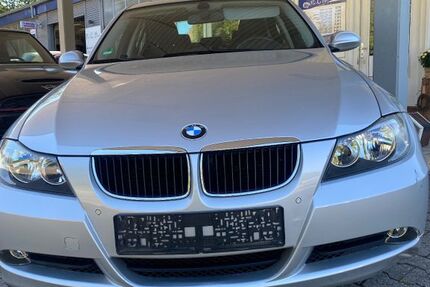 BMW 320 125.000 km 4.400 € Neubulach 75387