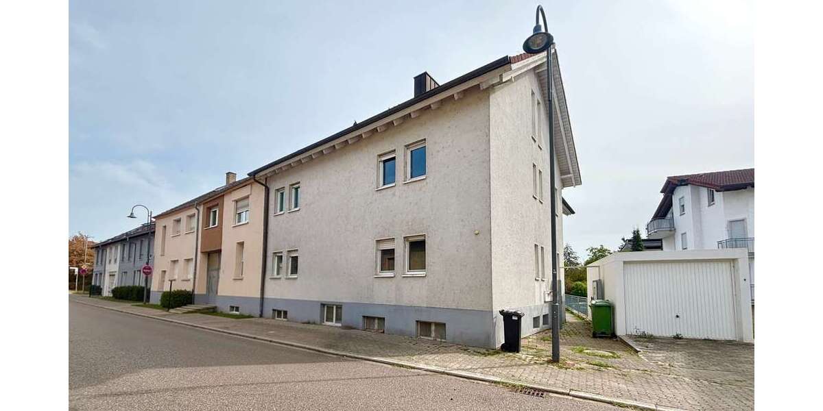 Einfamilienhaus Stutensee - 8 Zimmer, 233 m&sup2;, 639.000&euro; | Angebot:27463423