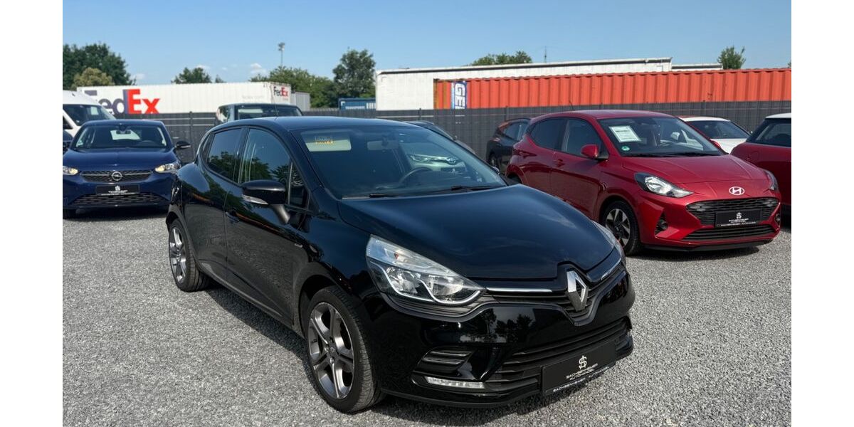 Renault Clio 149.000 km 5.999 &euro; Sachsenheim 74343