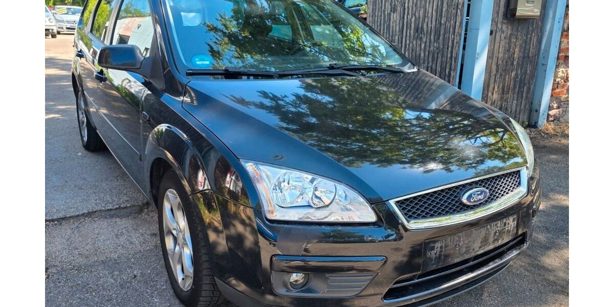 Ford Focus 246.500 km 1.699 &euro; Karlsruhe 76131
