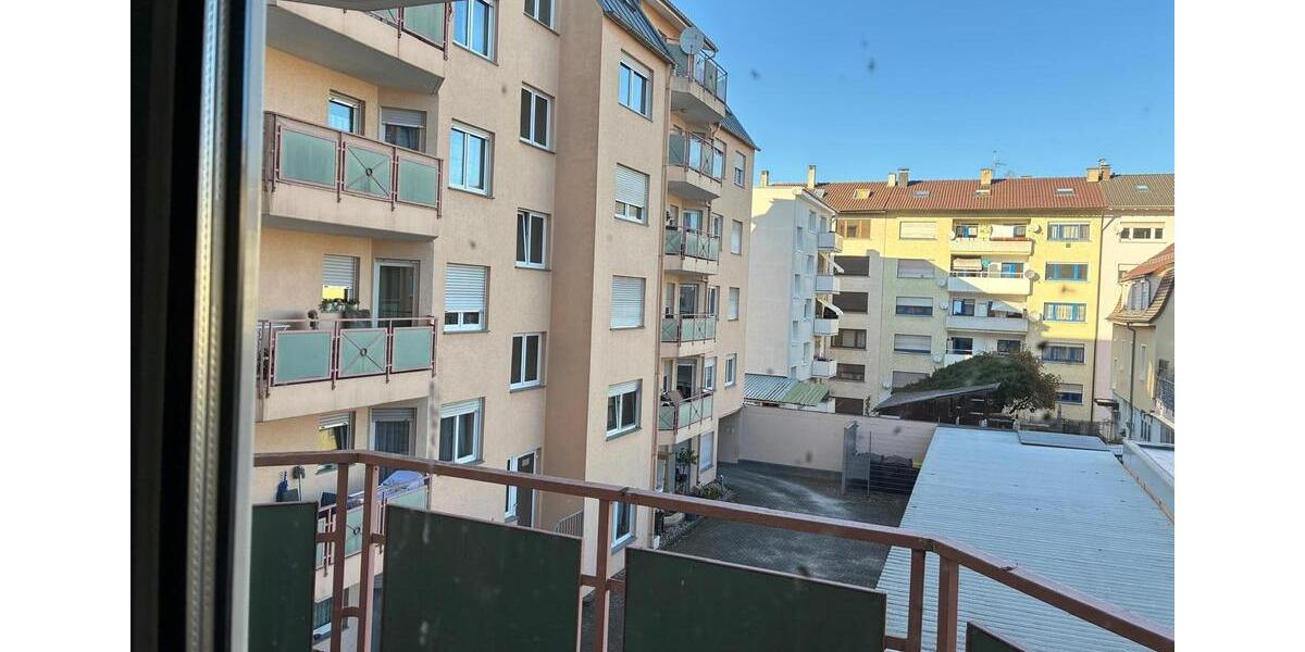 Verkauf ohne Makler: 2 Zimmer WHG ; Balkon ; Tiefgarage; Keller 2 zimmer