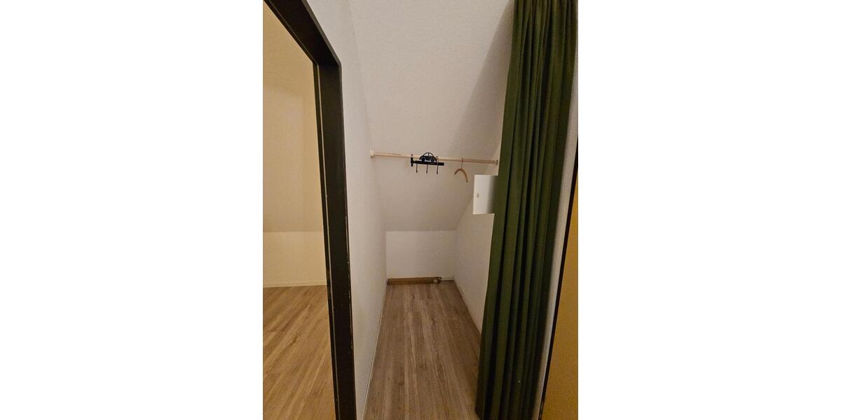 Dachgeschoßwohnung Bad Liebenzell - 2 Zimmer, 35 m&sup2;, 74.000&euro; | Angebot:26579651