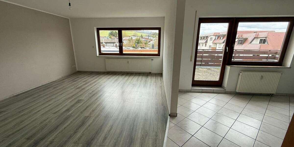 Etagenwohnung Wildberg - 3 Zimmer, 90 m&sup2;, 264.000&euro; | Angebot:25988871