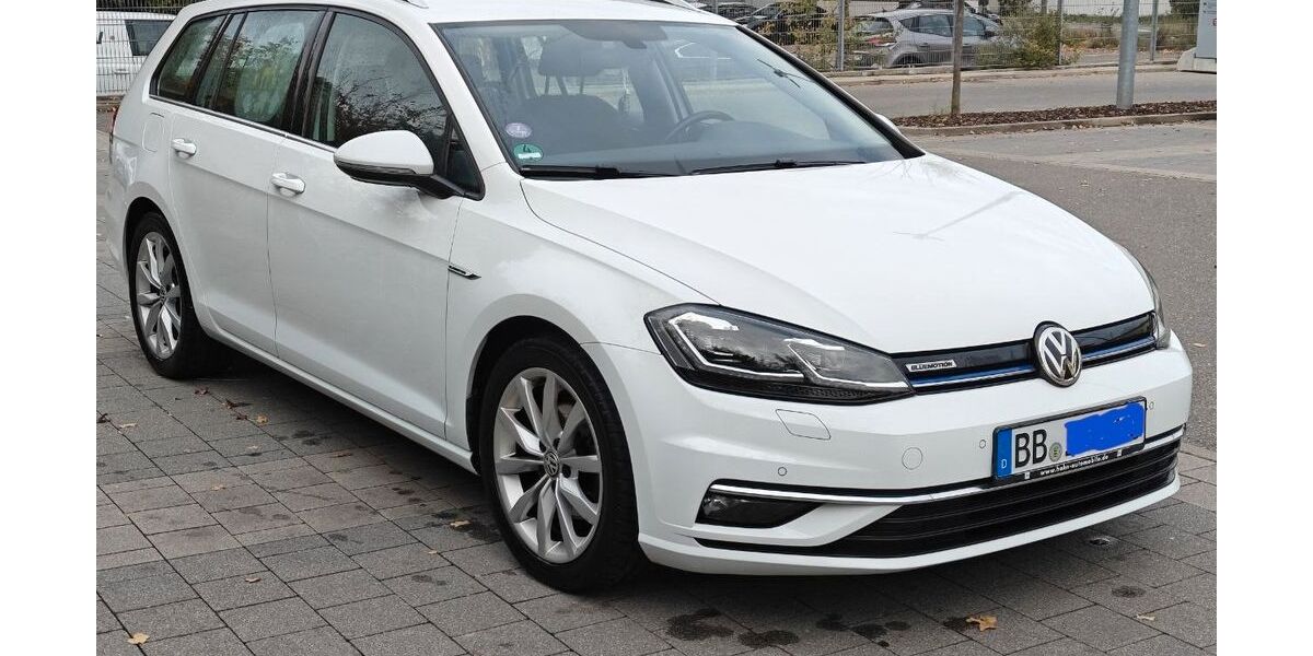VW Golf 83.000 km 17.490 &euro; Sindelfingen 71065