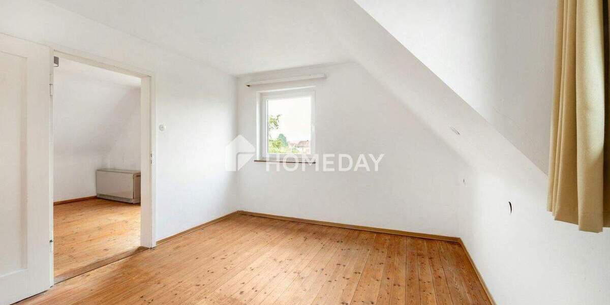 Mehrfamilienhaus, Wohnhaus Eberdingen Hochdorf - 7 Zimmer, 138 m&sup2;, 410.000&euro; | Angebot:25737584