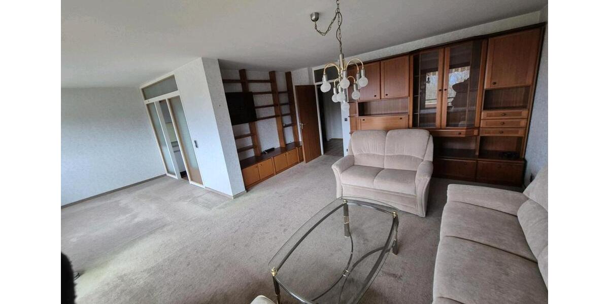 Etagenwohnung Pforzheim Nordstadt - 3.5 Zimmer, 93 m&sup2;, 248.000&euro; | Angebot:25932904