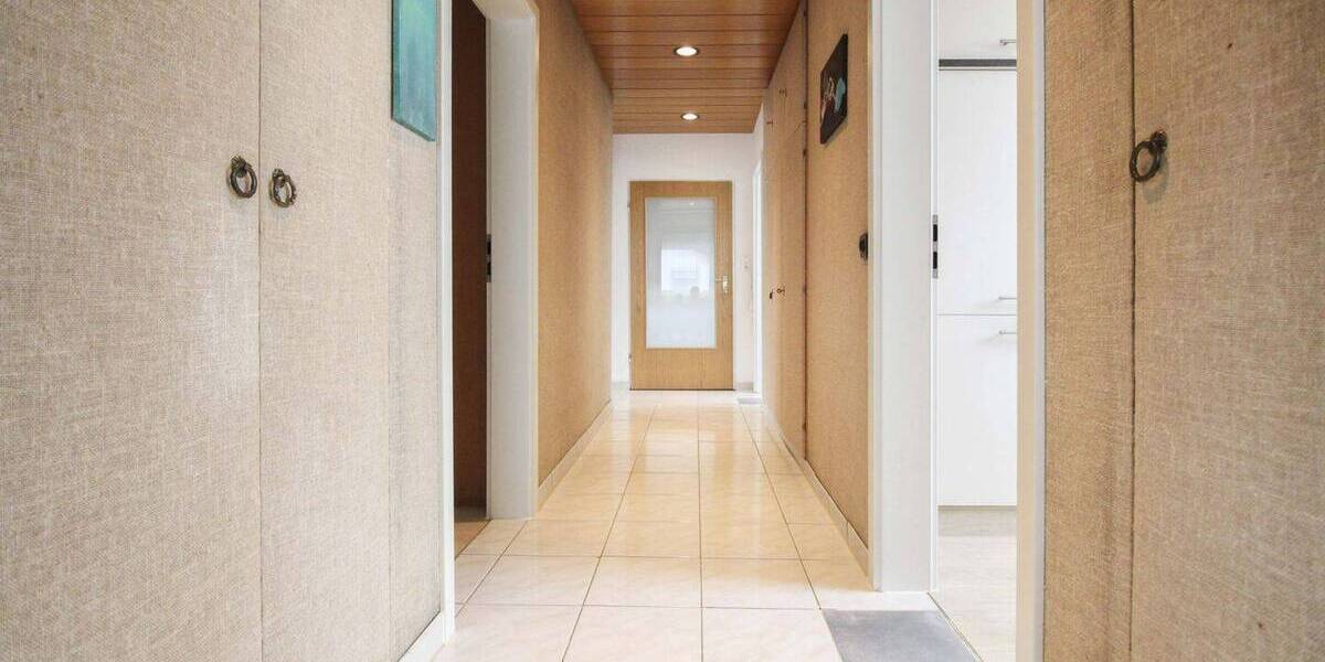 Etagenwohnung Gerlingen - 3 Zimmer, 90 m&sup2;, 420.000&euro; | Angebot:26893240