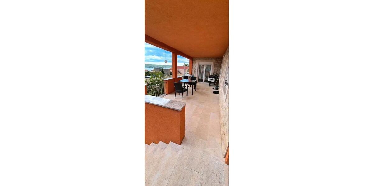 Einfamilienhaus Althengstett - 7 Zimmer, 220 m&sup2;, 399.000&euro; | Angebot:26835611