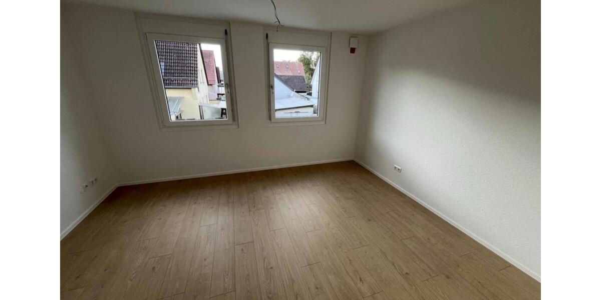 Reihenhaus Weingarten (Baden) - 5.5 Zimmer, 111 m&sup2;, 1.665&euro; | Angebot:24830170