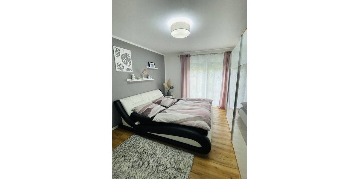 Etagenwohnung Pforzheim Sonnenberg - 3 Zimmer, 97 m&sup2;, 365.000&euro; | Angebot:26695015