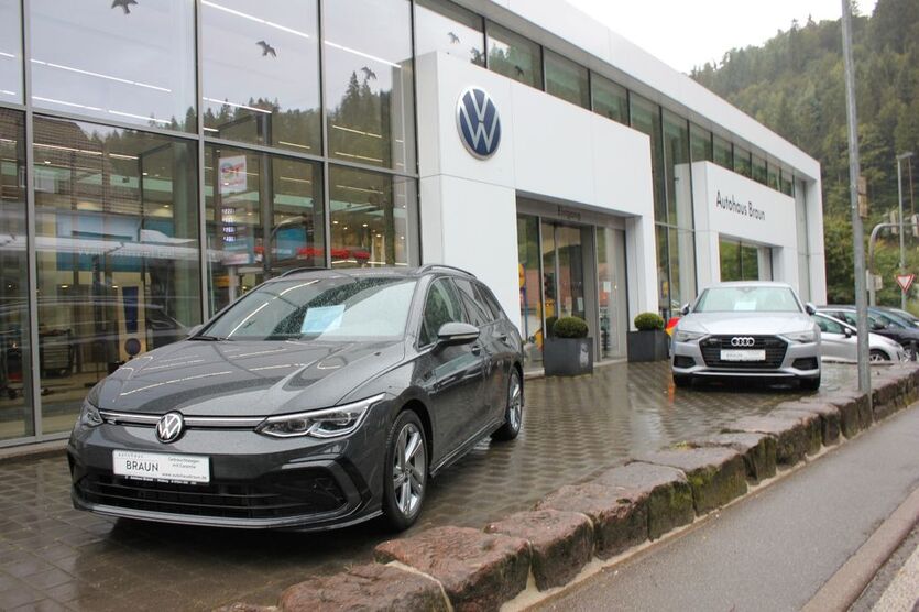 VW Golf 73.190 km 23.990 € Wildberg 72218