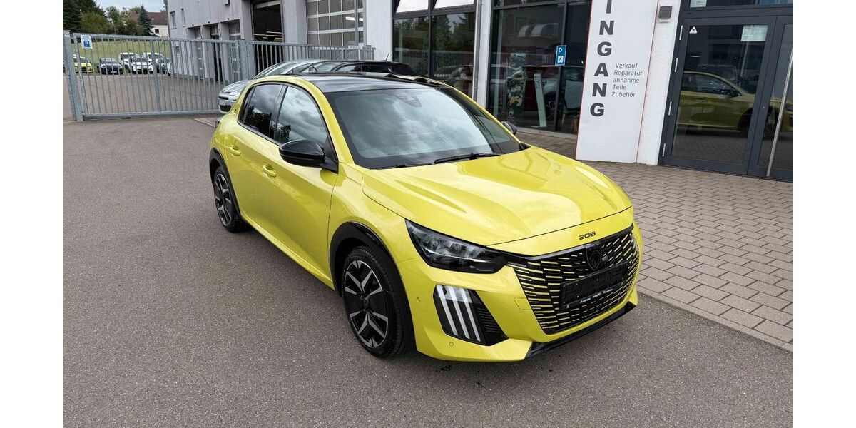 Peugeot 208 15.250 km 22.800 &euro; Pforzheim 75177