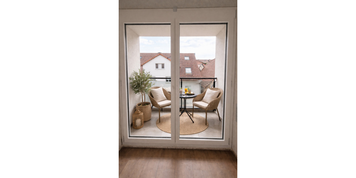 Dachgeschoßwohnung Sulzfeld - 2.5 Zimmer, 65 m&sup2;, 912&euro; | Angebot:25941993