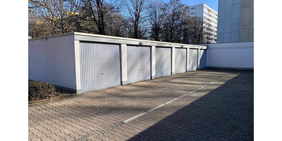 Etagenwohnung Karlsruhe Mühlburg - 4 Zimmer, 94 m&sup2;, 1.225&euro; | Angebot:26464804