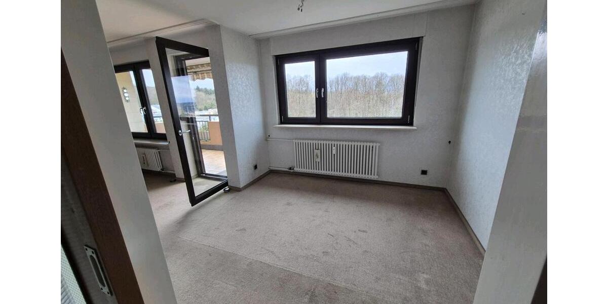 Etagenwohnung Pforzheim Nordstadt - 3.5 Zimmer, 93 m&sup2;, 248.000&euro; | Angebot:25932904