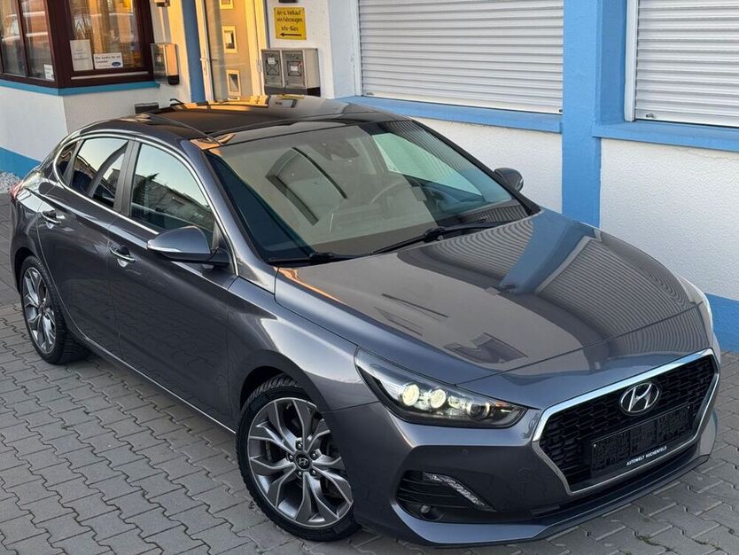i30