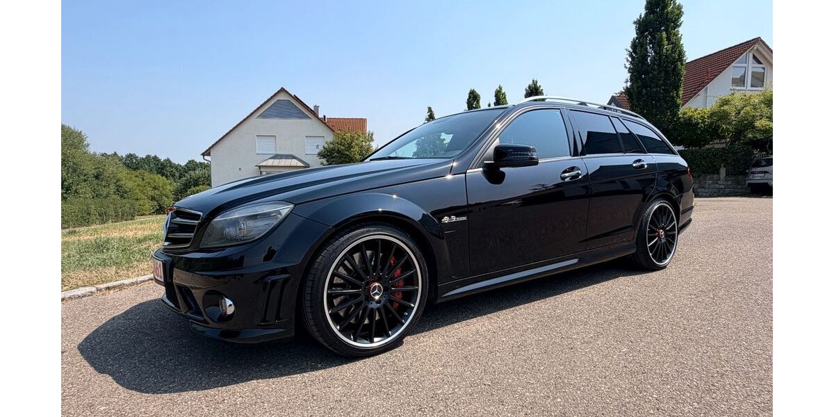 Mercedes-Benz C 63 AMG 142.000 km 28.900 &euro; Heimsheim 71296
