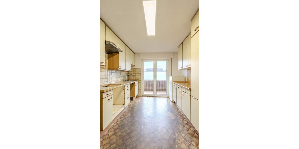 Mehrfamilienhaus, Wohnhaus Sindelfingen / Maichingen Maichingen - 8 Zimmer, 145 m&sup2;, 629.000&euro; | Angebot:25746135