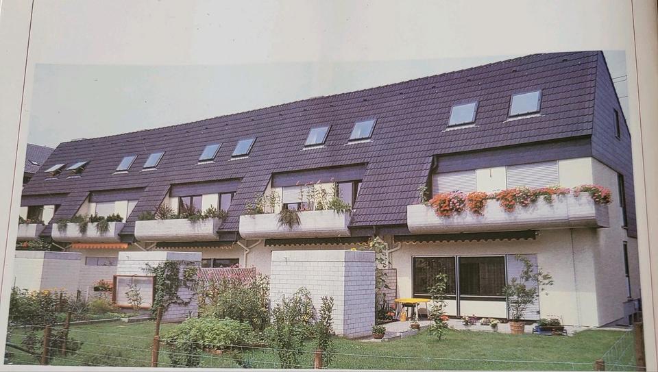 REIHENHAUS Einfamilienhaus Leonberg, 148m2 Wfl, 2 Garagenplätze 6 zimmer