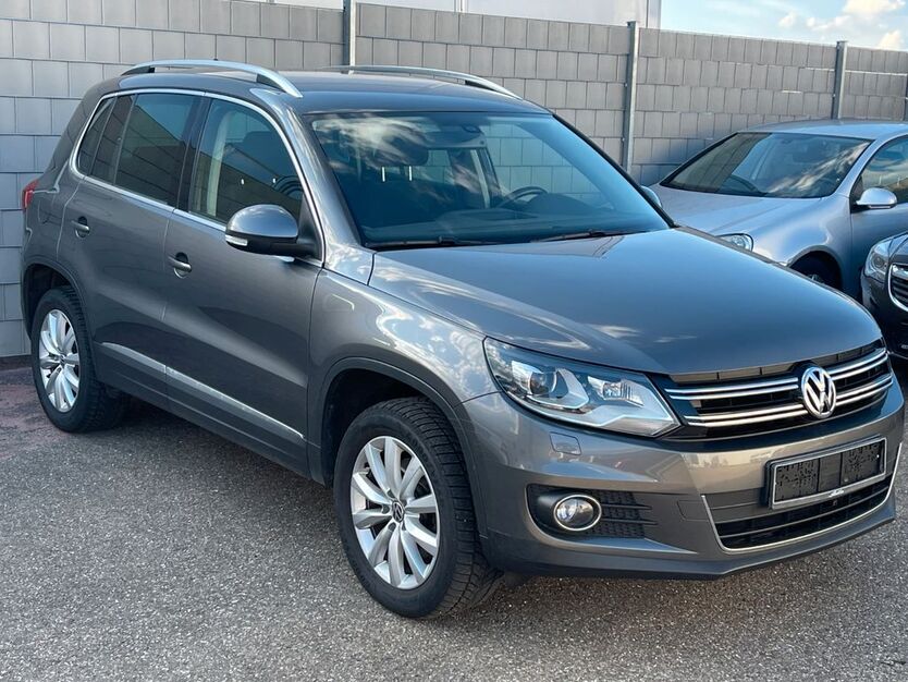 VW Tiguan 141.890 km 12.590 € Schwieberdingen/bei Stuttgart 71701